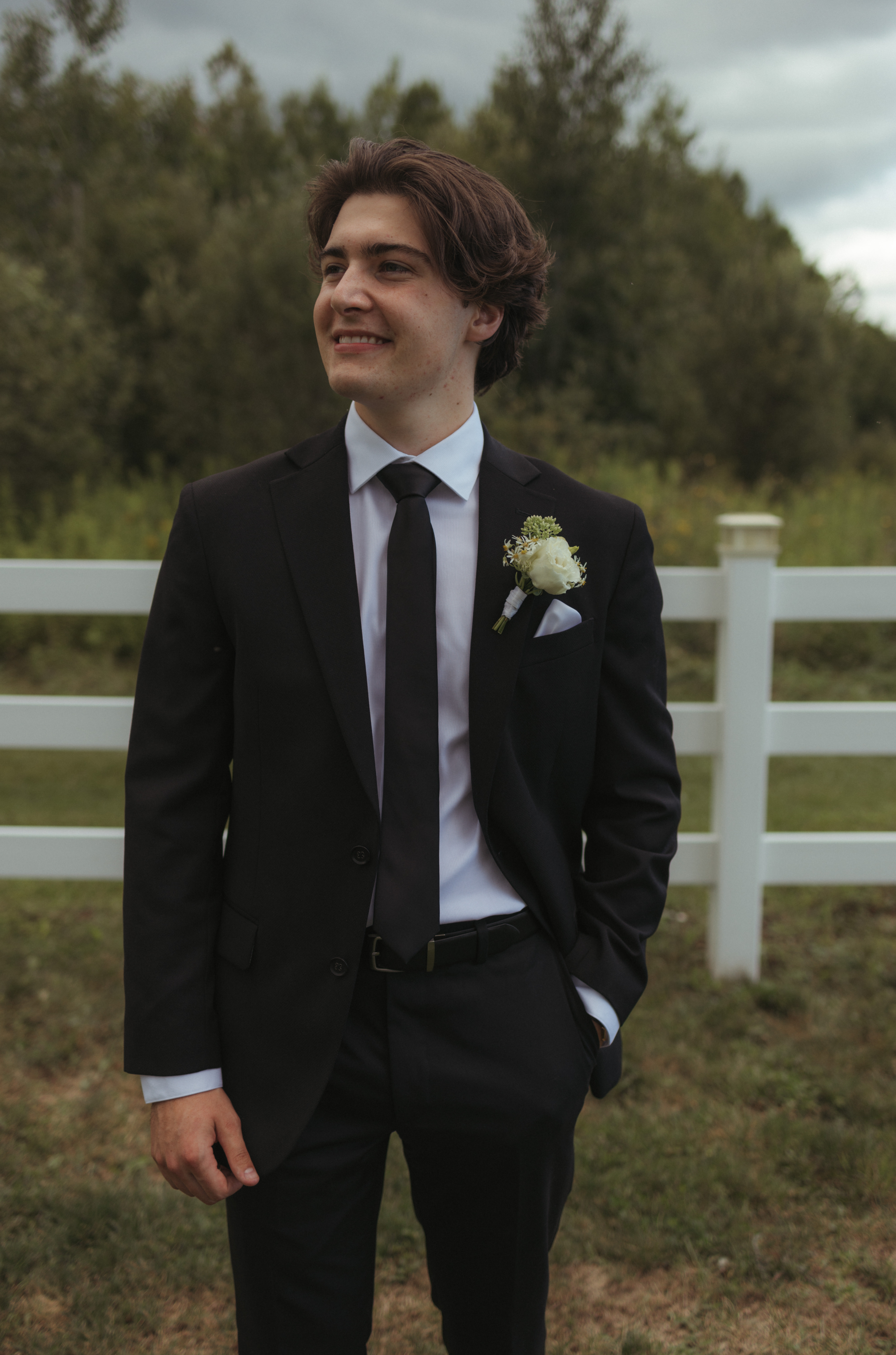 groom portrait before chic outdoor ceremony at ottawa wedding venue 