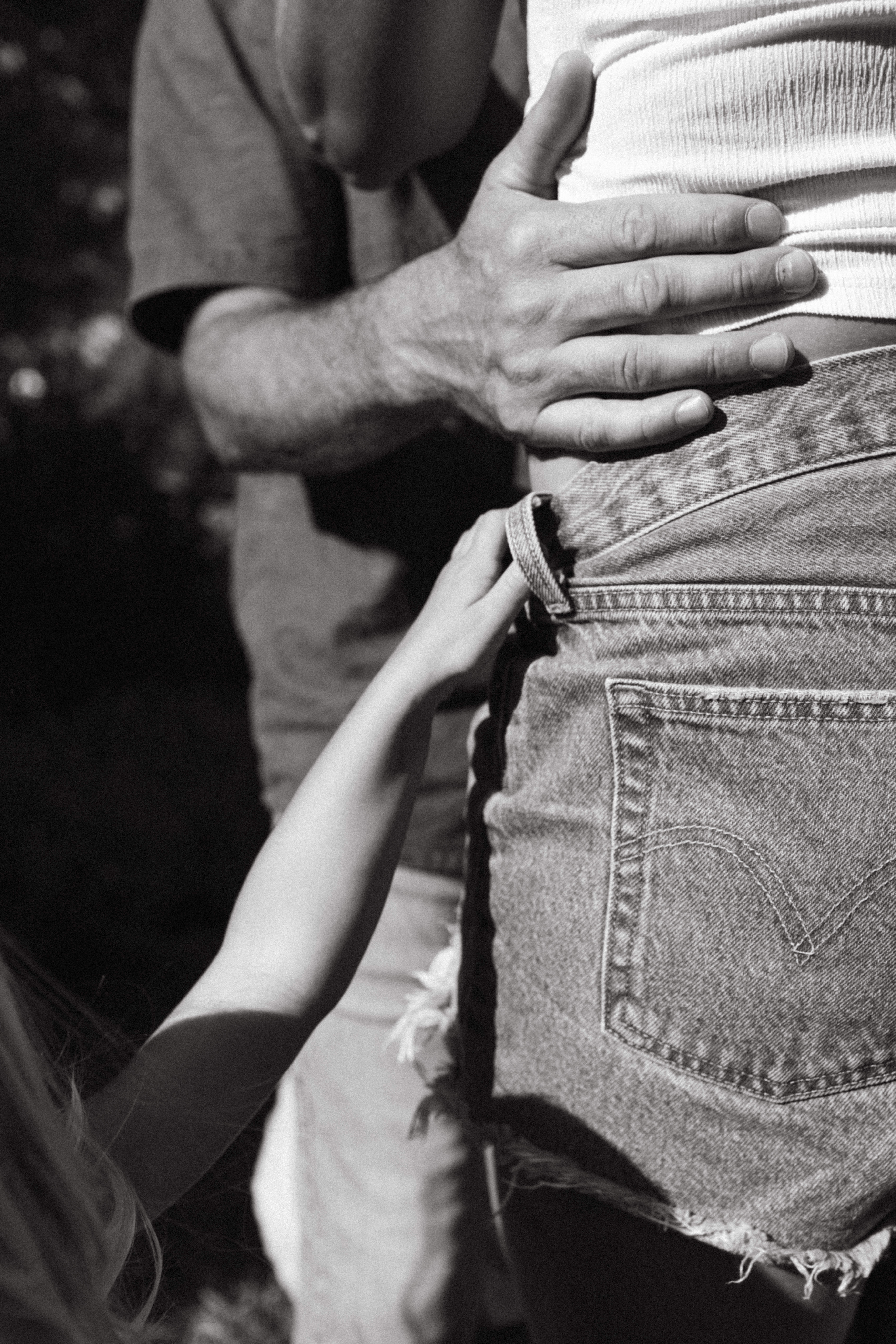 candid moment with kids during family session